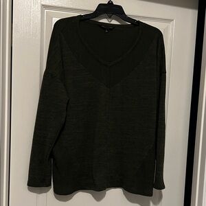 Signature Studio LS Sweater